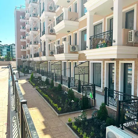 شقة Luxus Apartament Mit Pool 150 M Zum In سفيتي فلاس