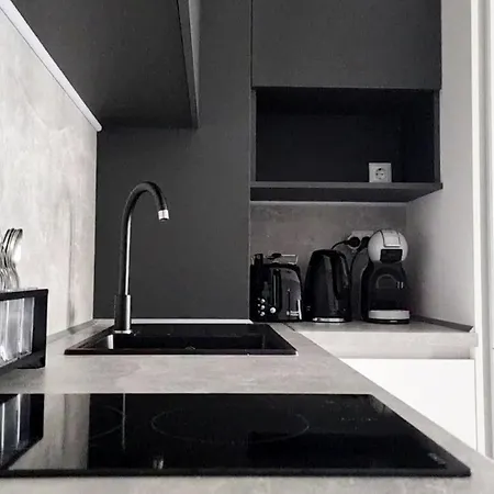 Luxus Apartament Mit Pool 150 M Zum In سفيتي فلاس