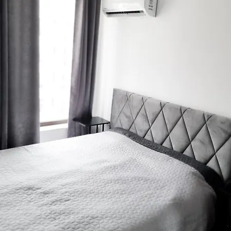 Luxus Apartament Mit Pool 150 M Zum In * سفيتي فلاس